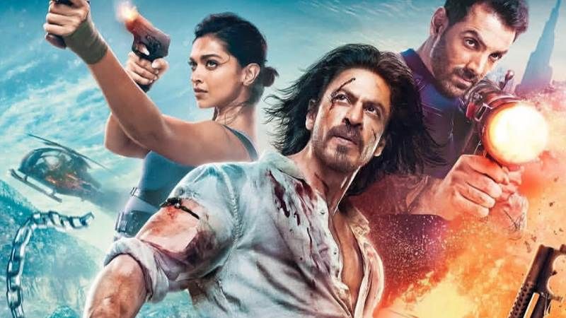 Pathaan movie poster 2023 featuring Shah Rukh Khan and Deepika Padukone